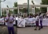Teachers’ Strike: Activist VeryDarkMan Gathers School Kids At FCT Minister Wike’s Office As Pupils Chant “A For Asiwaju, B For Bola, C For Corruption”